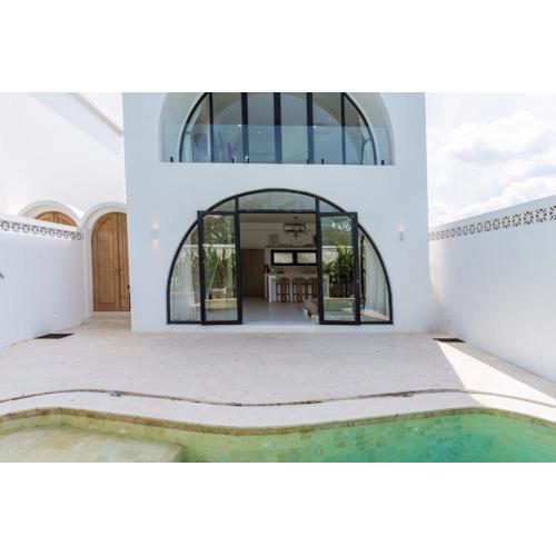 Charming 1BR Villa with Pool and Wooden Interior