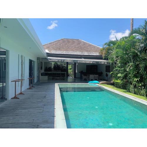 Charming 3 bedroom villa in Seminyak by Nami Bali