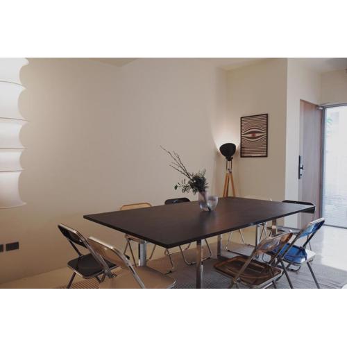 Charming 3BR Design Loft in the Heart of Ari