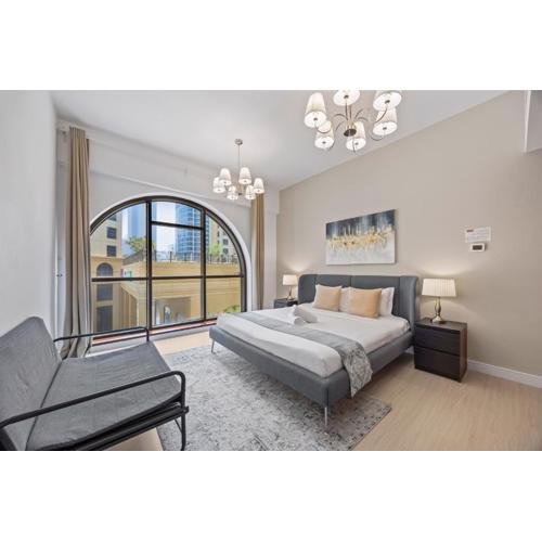 Charming 4BR on JBR Beach Close to Metro & Shops & Dining, Perfect for Families & Groups - By Sunkissed Holiday Homes