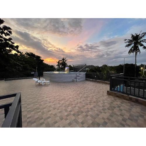 Charming Apartelle with Swimming Pool -Exclusive