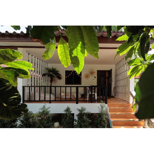 Charming House - Peaceful Garden Retreat - 2mn ZenBeach - Srithanu Center