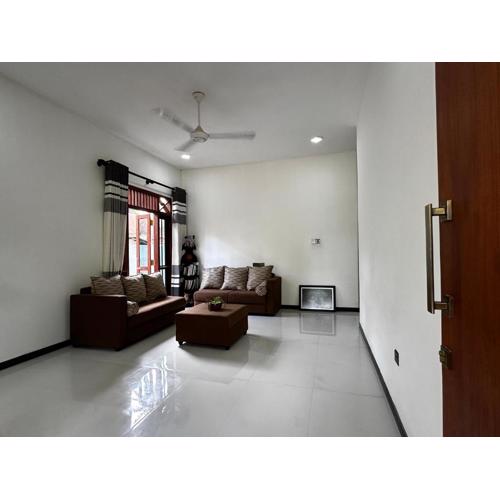 Charming House In Galle By Beach