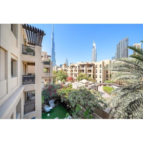 Charming Old Town Dubai 2BR Retreat with Burj Khalifa Balcony View