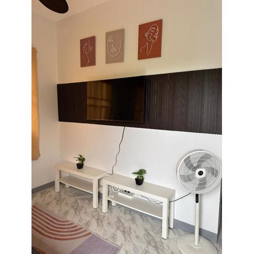 Charming One Bedroom Apartment with Modern Comforts