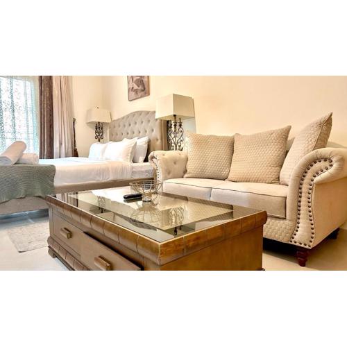 Charming Studio Retreat in Central JVC by Bhavan Vacation Homes