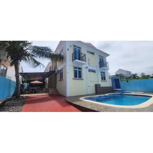 Charming villa in Flic en Flac with private pool