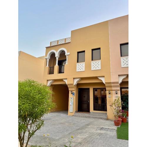 Charming Villa In Hydra Village Between Dxb & Ad