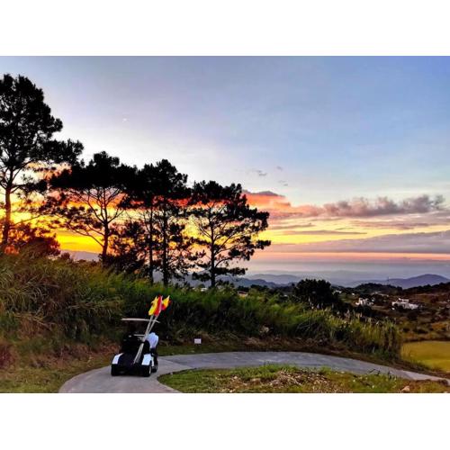 Chateau de Nazarene 2 Bedroom Mountainside Staycation with Amazing Views