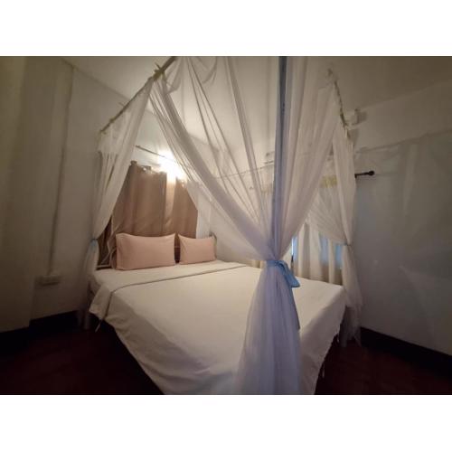 Cheeva Lodge ชีวาลอดจ์