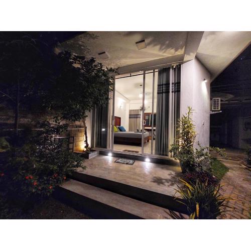 CHEN VILLA - Near Airport