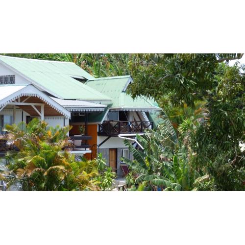 CHEZ LORNA 3 nights or plus