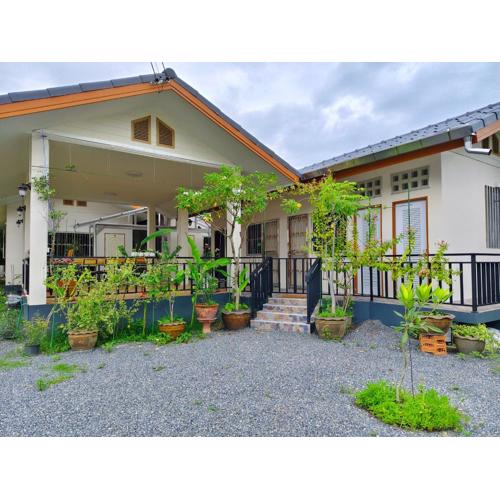 Chiang Mai Downtown Privacy Home