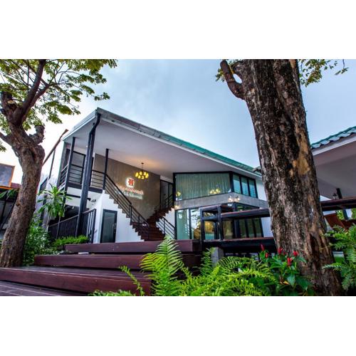 Chiangmai Midpoint Activity Hostel