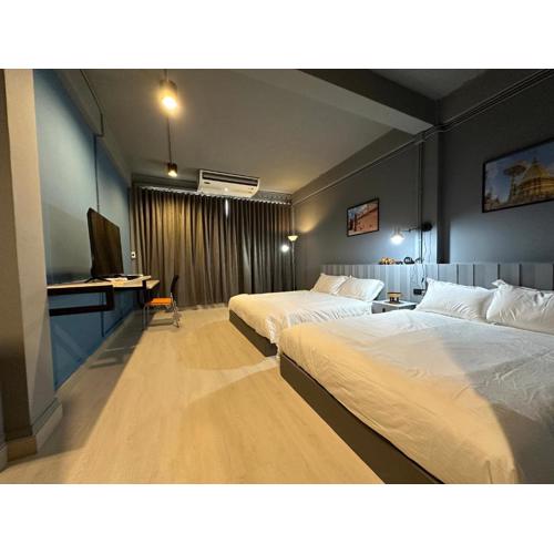 Chiangmai vibe, City House, 7 mins to BTS, City center, Private room in Sathon, Private bathroom, Bangkok, Thailand