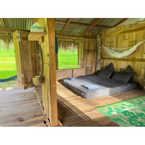 Chibacall ชิบะคอล, Karen Mountain Hideaway Homestay