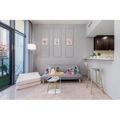 Chic 1 BHK in Downtown Dubai