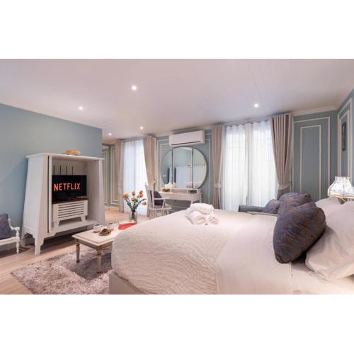 Chic 1BR |5 min BTS, 2 min to spa|500Mbps&bath-tub