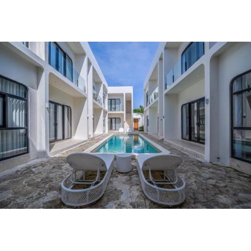Chic 1BR Apt Near Nelayan Reef