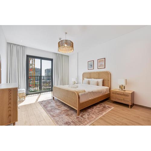 Chic 1BR APT with Pool, Gym & Kid's Playground