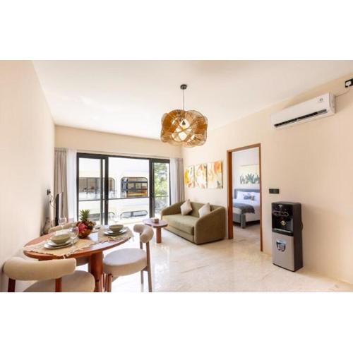 Chic 1BR Retreat with Modern Interior