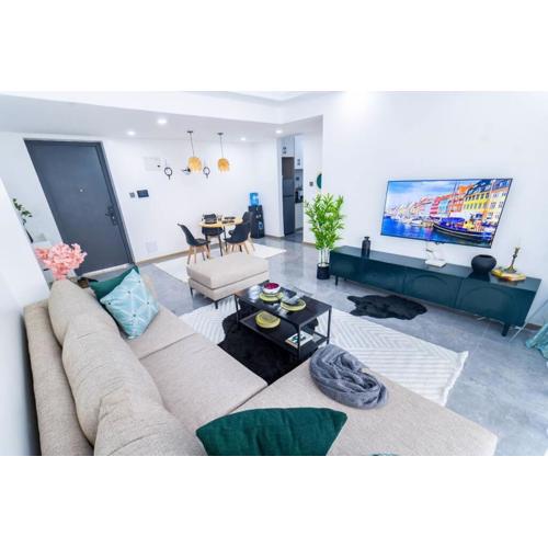 Chic 2BR City Apartment