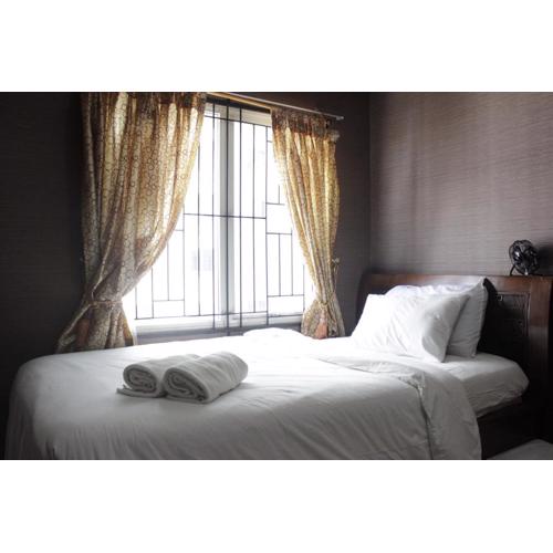 Chic and Cozy 2BR Apartment at Pinewood Jatinangor near JATOS By Travelio