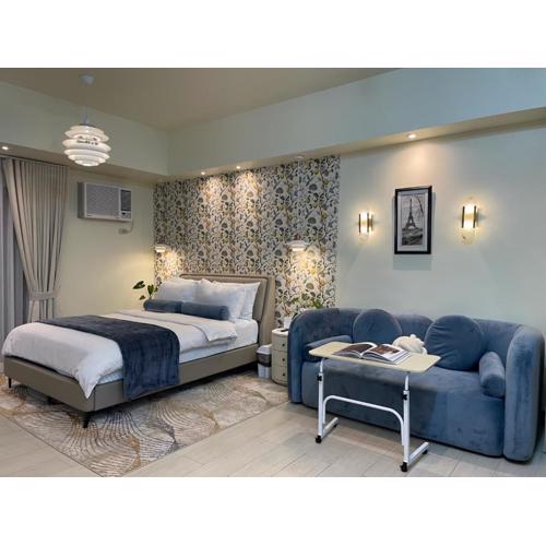 Chic and modern studio