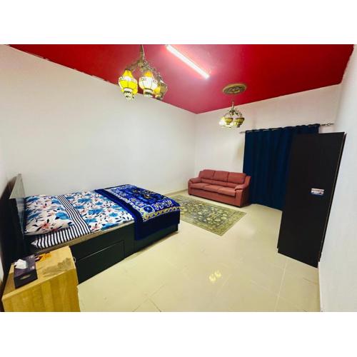 Chic Comfort-Your Stylishly Furnished Retreat