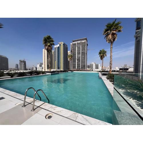 Chic & Cozy Studio in JVC , Top Amenities & Views