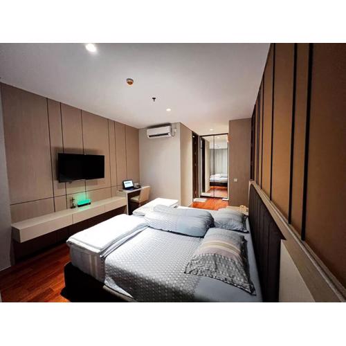 Chic n Spacey 3BR apartment at the Rosebay