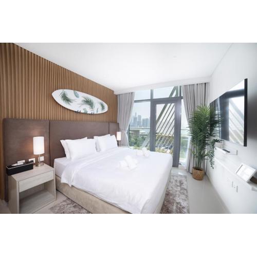 Chic Palm Studio with Sea View & Infinity Pool