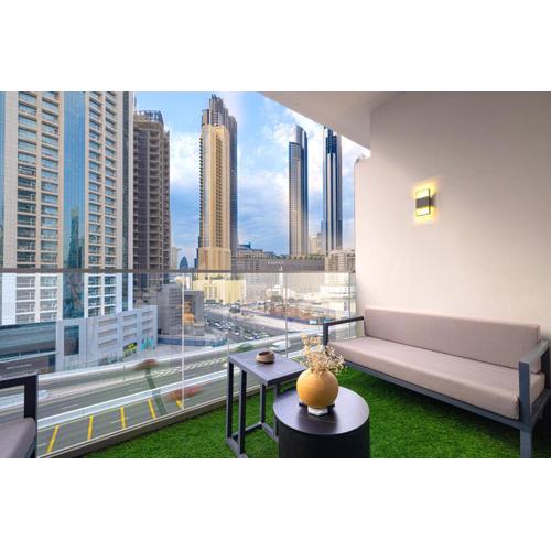 Chic Studio 5 Min Walk to Dubai Mall & Burj