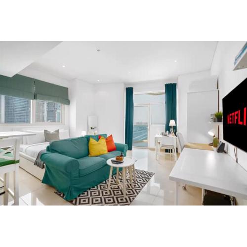 Chic Studio Apartment in Yacht Bay Dubai Marina