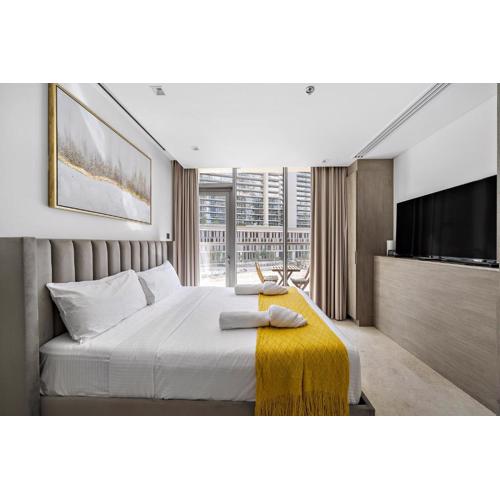 Chic Studio Living at Sterling