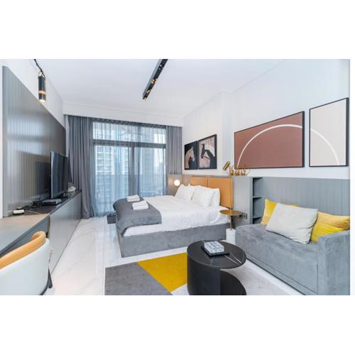 Chic Studio with Balcony 5 Mins walk to Dubai Mall