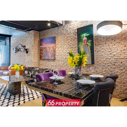 Chic Townhouse in Old City