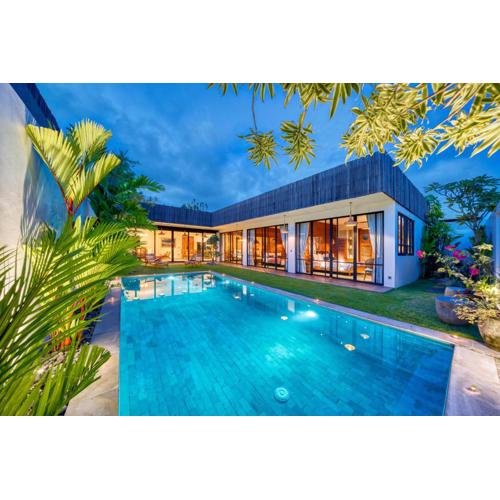 Chic Tranquility Modern yet Timeless 3BD Villa