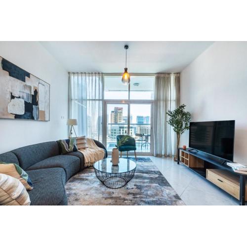 Chic Waterfront Living - Marina View