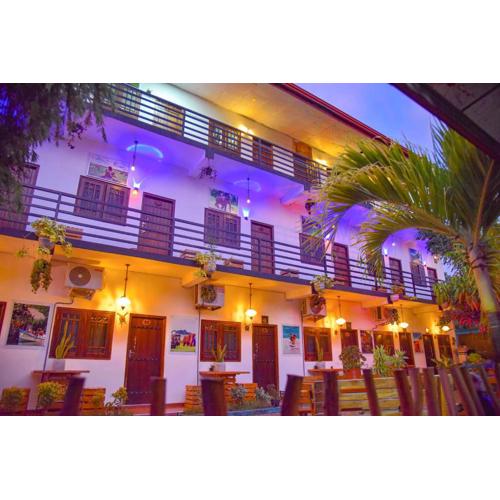 Chill Airport Transit Stay