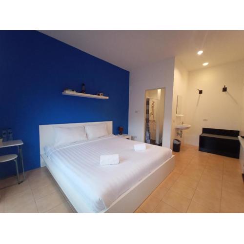 Chino Town Gallery Alley - SHA Plus