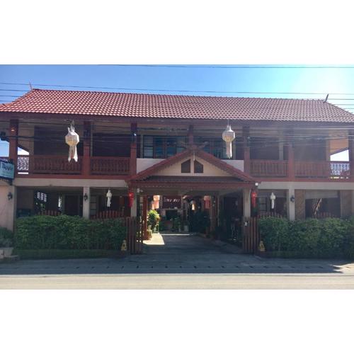 Chok-wasana Guest House