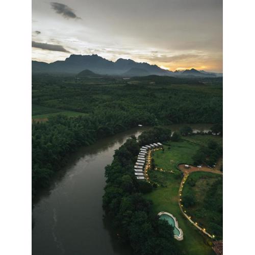 Chong khaep aingkwai resort Saiyok