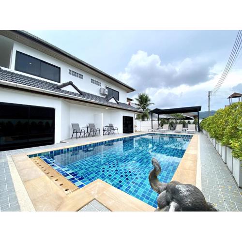 Chonlada Holiday Home - 2 BR Pool Access Bungalow - Kamala Beach