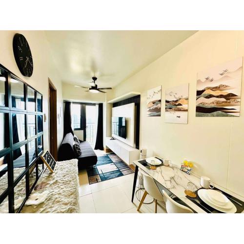 Chopper's Penthouse AT Shore 3 Near SM MOA