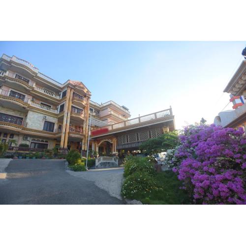 CHRYSANT HOTEL & RESORT