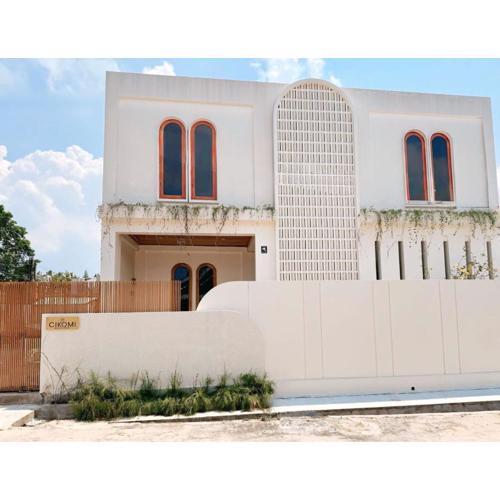 CIKOMI KOSTEL Syariah By Hans Management