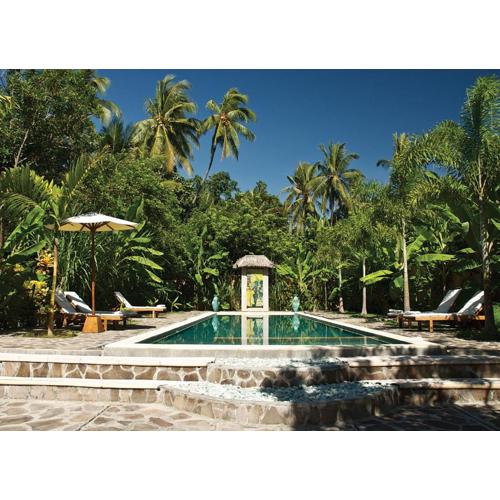 Cili Emas Oceanside Resort