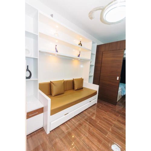 City Chill Spot Where Style Meets Smiles Swim Gym Park 1765