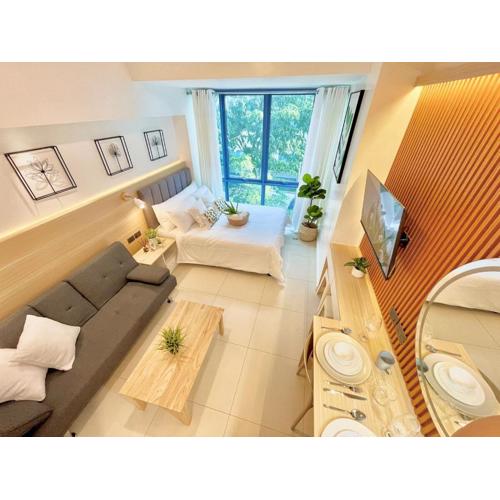 City Garden Inside IT Park Gym & Pool Fast Wi-Fi